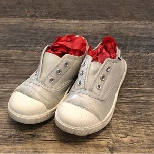 Chai’s Shoes silver Girls size 29